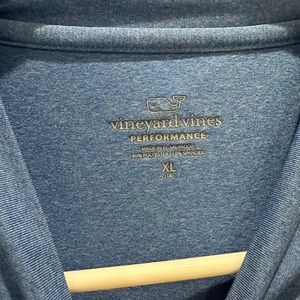 Vineyard Vines long sleeve performance shirt. Light blue w/ American flag whale